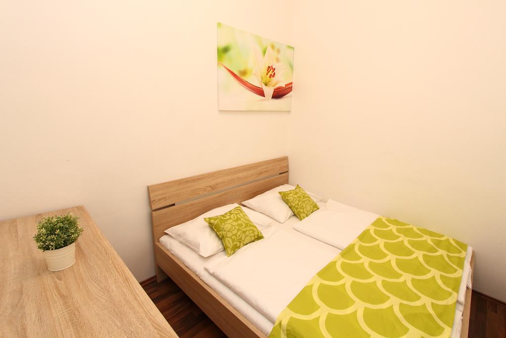 Checkvienna - Waehringer Strasse Apartment Exterior photo